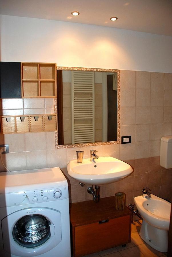 Pisolo In Citta Casa Vacanze Nel Centro Storico Bolonya Dış mekan fotoğraf